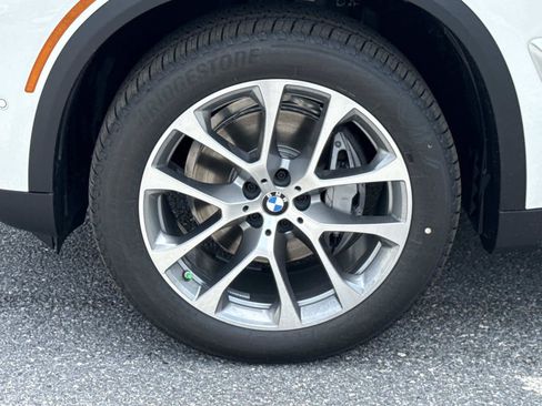 New 2026 BMW X5 xDrive40i AWD/4WD image 12
