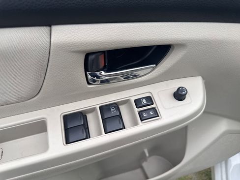 Used 2013 Subaru Impreza 2.0i Premium w/ All-Weather Pkg image 17