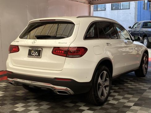 Used 2022 Mercedes-Benz GLC 300 4MATIC w/ Premium Package Lite image 6