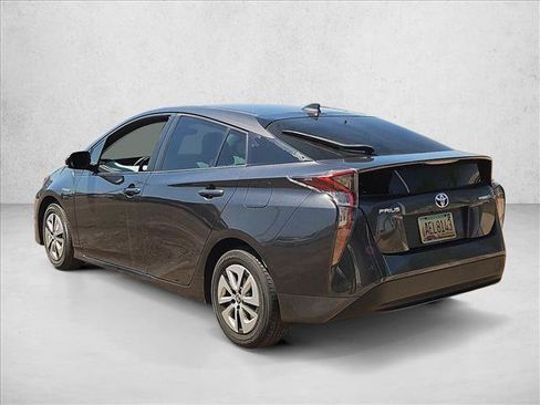 Used 2016 Toyota Prius Three FWD image 8