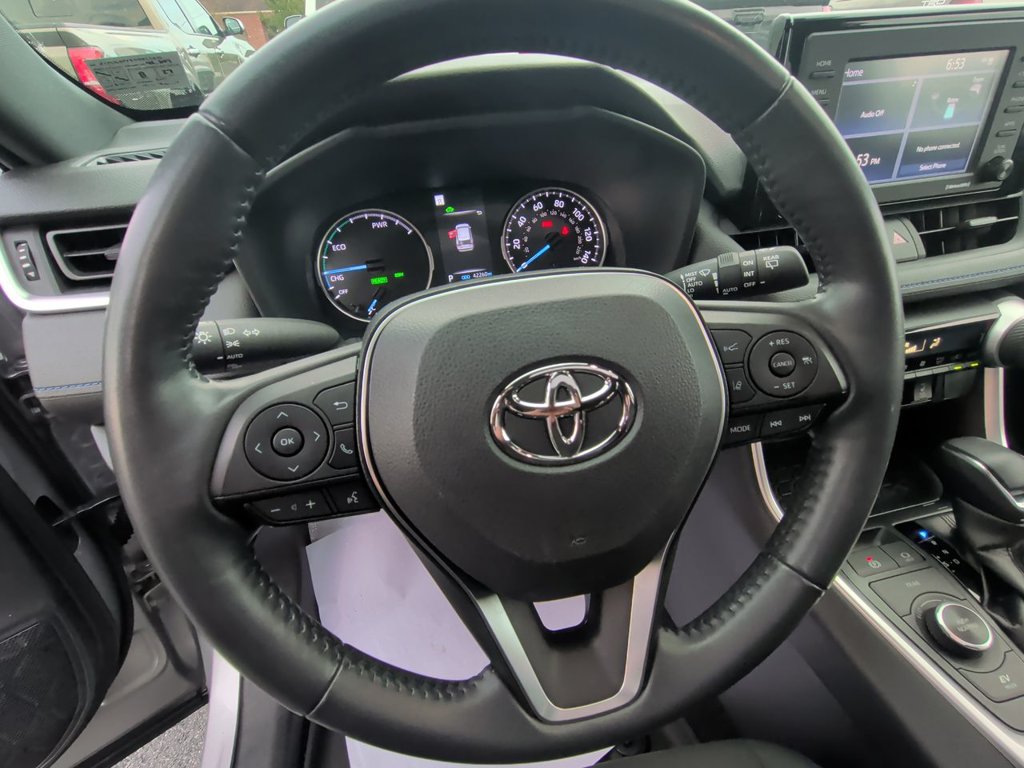 Used 2022 Toyota RAV4 SE w/ Convenience Package AWD/4WD image 15