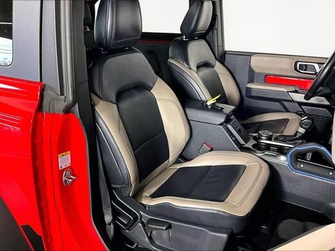 Used 2022 Ford Bronco Wildtrak AWD/4WD image 27