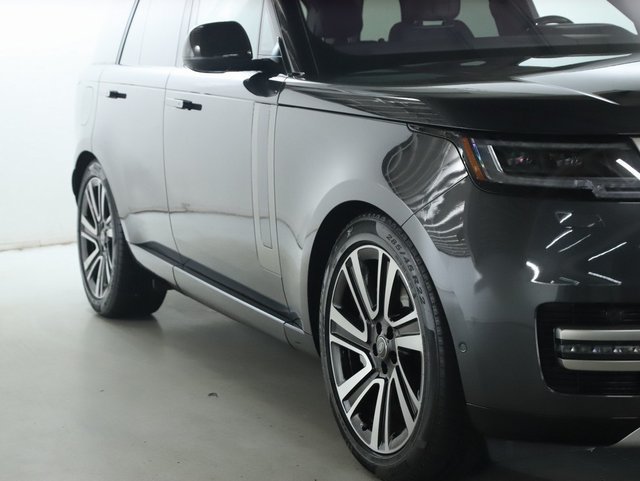 Certified 2023 Land Rover Range Rover SE AWD/4WD image 12
