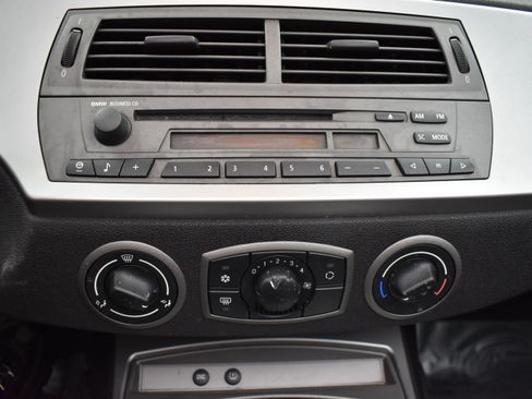 Used 2004 BMW Z4 2.5i RWD image 28