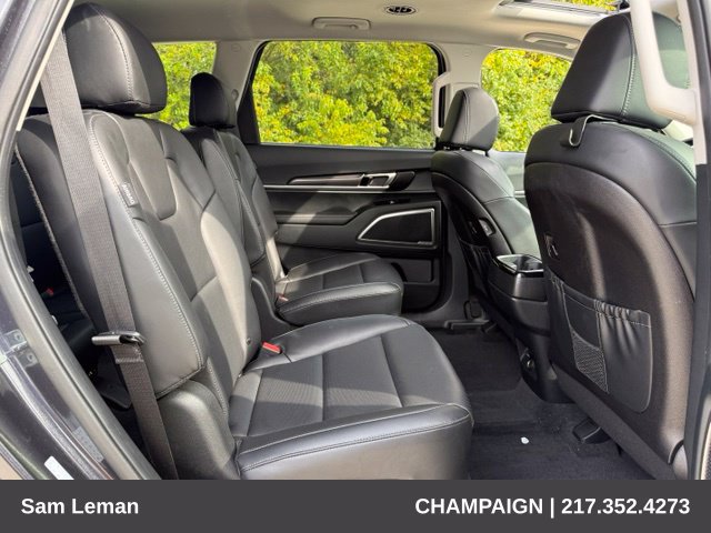 Used 2025 Kia Telluride S FWD image 24