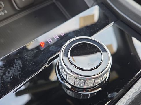 New 2025 Jeep Grand Cherokee Altitude image 21