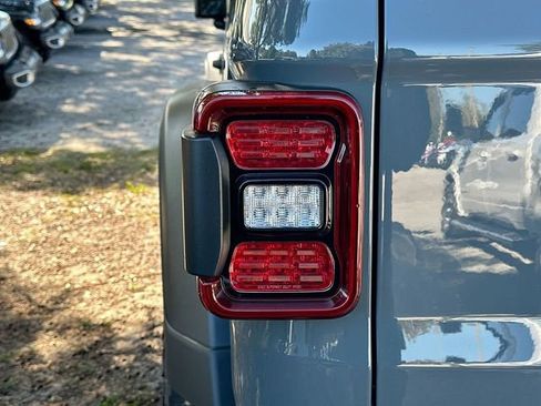 New 2025 Jeep Gladiator Mojave w/ Safety Group image 7