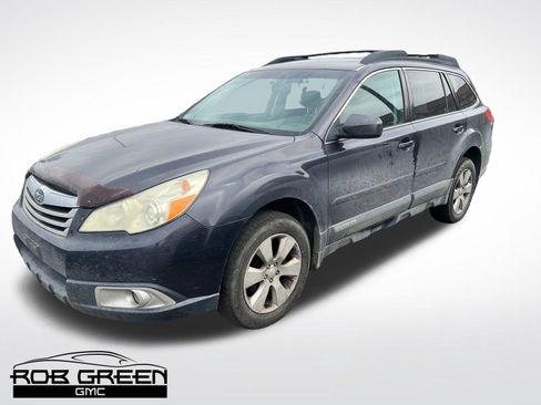 Used 2011 Subaru Outback 2.5i Premium AWD/4WD image 1