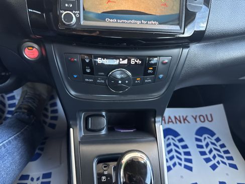 Used 2019 Nissan Sentra FWD image 18