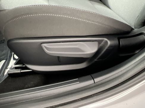 New 2026 Kia K4 LXS image 15