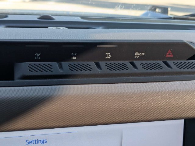 Used 2024 Ford Bronco Wildtrak AWD/4WD image 30