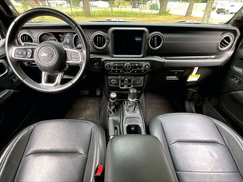 Used 2022 Jeep Gladiator Overland w/ Popular Equipment Package image 7