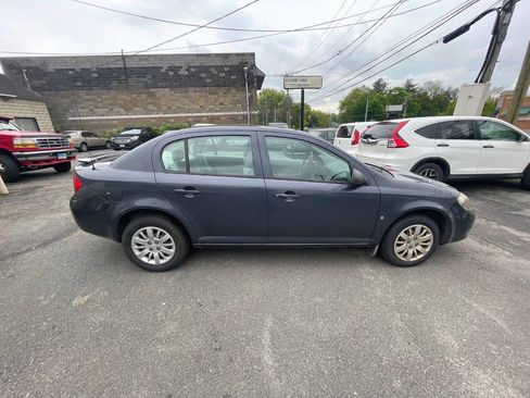 Used 2009 Chevrolet Cobalt LS FWD image 4