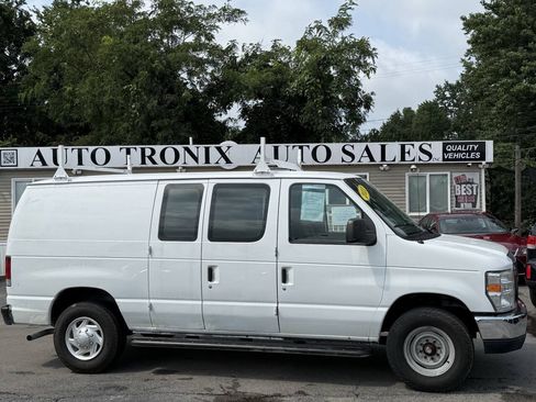 Used 2011 Ford E-250 and Econoline 250 w/ PWR Group RWD image 1