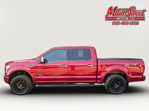 Used 2015 Ford F150 Platinum w/ Equipment Group 701A Luxury AWD/4WD image 4