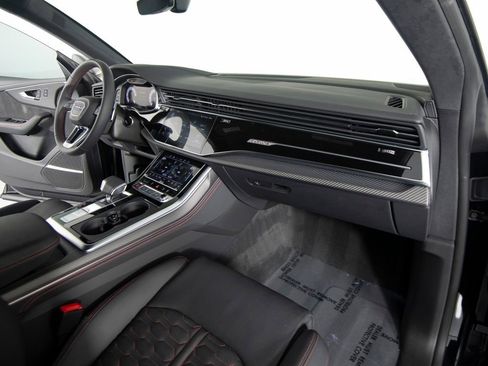 Used 2025 Audi RS Q8 performance image 25