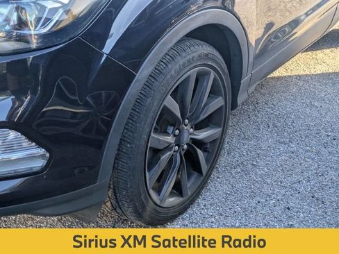 Used 2019 Ford Escape SE FWD image 6