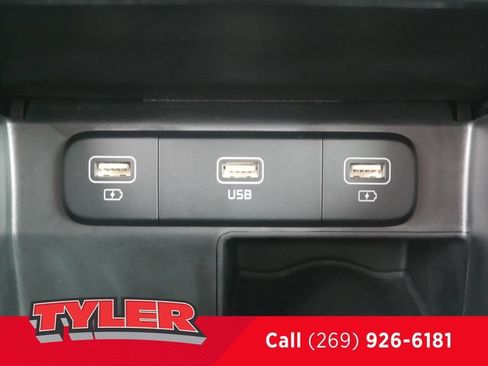Used 2021 Kia Sorento S w/ Panoramic Sunroof Package AWD/4WD image 34