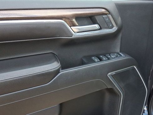 Used 2023 Chevrolet Silverado 1500 LT image 12