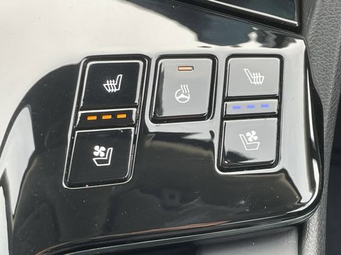 Certified 2025 Kia Sportage SX Prestige image 27