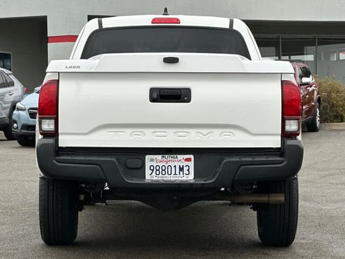 Certified 2022 Toyota Tacoma SR image 8