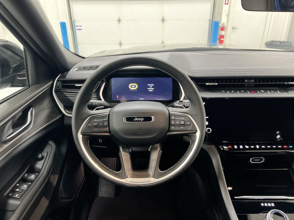 New 2026 Jeep Grand Cherokee Altitude RWD image 11