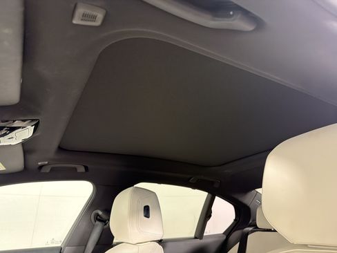 Used 2024 BMW i5 eDrive40i w/ Executive Package RWD image 24