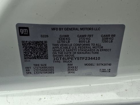 New 2026 GMC Sierra 2500 AT4 w/ AT4 Premium Plus Package AWD/4WD image 11