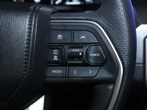 Used 2026 Toyota 4Runner TRD Off-Road Premium AWD/4WD image 24