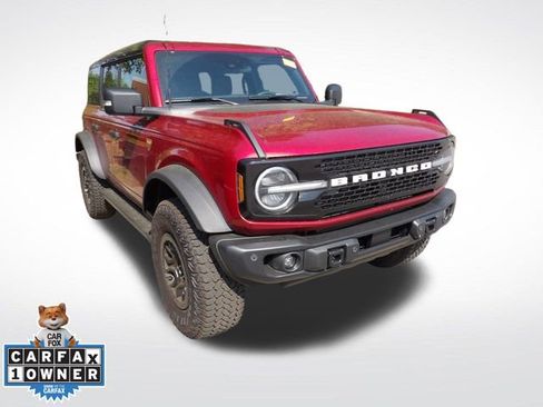 Used 2025 Ford Bronco Badlands AWD/4WD image 2