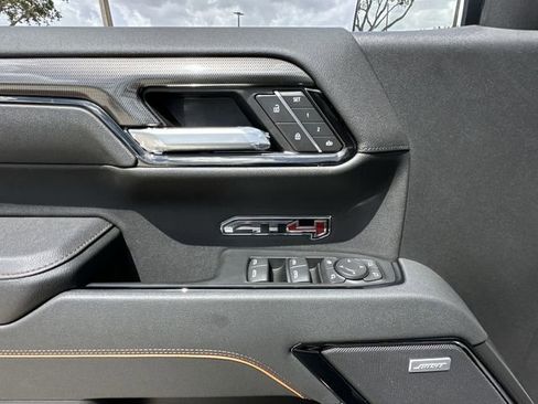 New 2026 GMC Sierra 1500 AT4 w/ AT4 Premium Package AWD/4WD image 21
