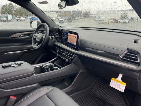 New 2026 Chevrolet Traverse LT w/ LPO, Floor Liner Package image 23