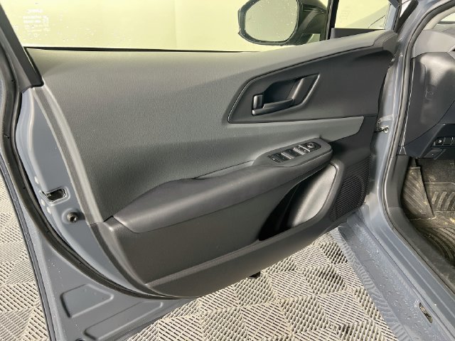 Used 2023 Toyota Prius LE AWD/4WD image 20