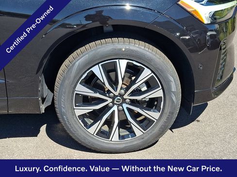Certified 2024 Volvo XC60 B5 Plus w/ Protection Package Premier AWD/4WD image 9