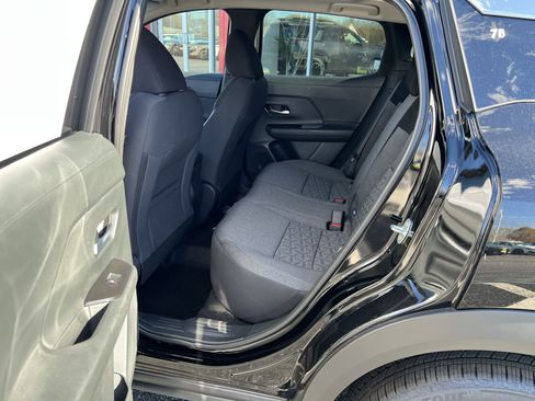 New 2025 Nissan Kicks SV w/ SV Premium Package image 6