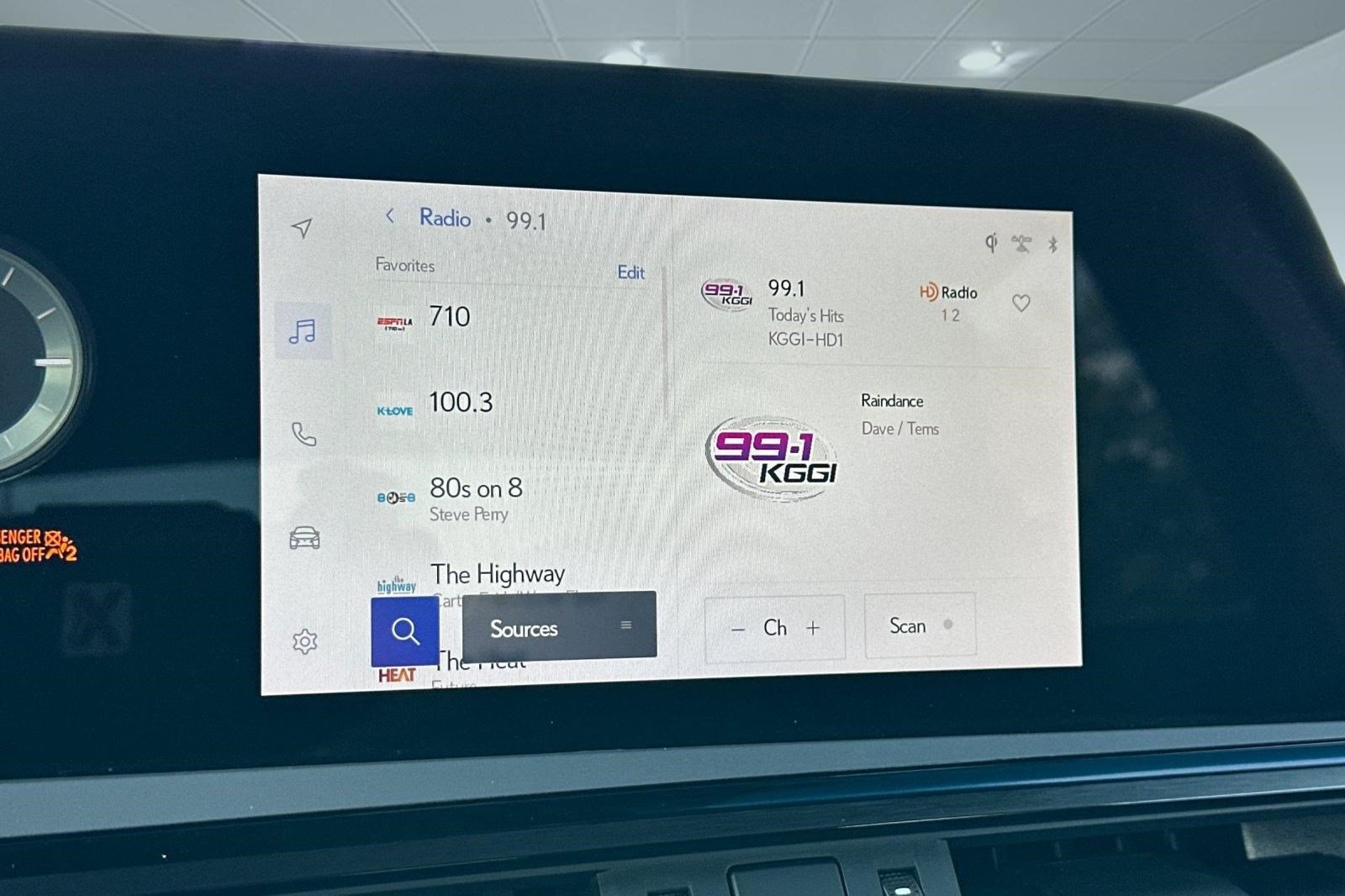Certified 2025 Lexus ES 300h w/ Premium Package FWD image 21