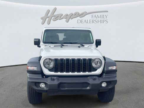 Used 2026 Jeep Wrangler Unlimited Sport AWD/4WD image 8