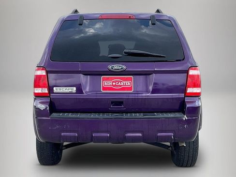 Used 2011 Ford Escape XLT image 6