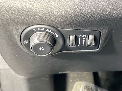 Used 2022 Jeep Compass Latitude AWD/4WD image 10