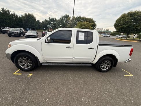Used 2019 Nissan Frontier SL AWD/4WD image 4