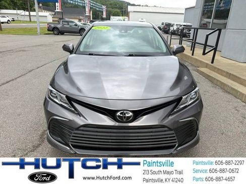 Used 2022 Toyota Camry LE FWD image 7