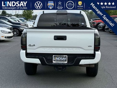 Used 2023 Toyota Tacoma SR5 w/ Technology Package image 5