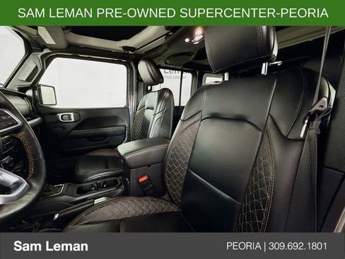 Used 2021 Jeep Wrangler Unlimited Sahara AWD/4WD image 21