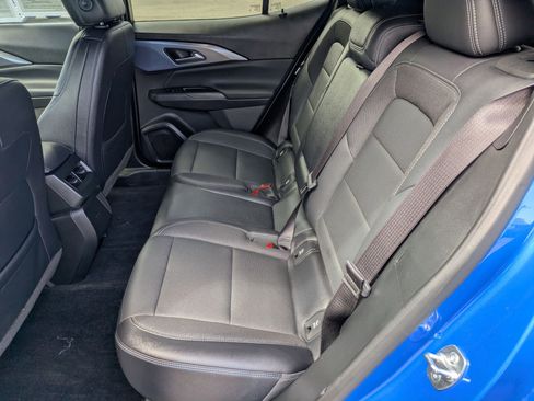 Used 2024 Chevrolet Equinox EV LT w/ LPO, Blackout Package FWD image 24