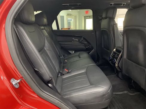 Used 2024 Land Rover Range Rover Sport Dynamic SE image 18