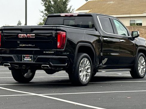 Used 2022 GMC Sierra 1500 Denali w/ Denali Reserve Package image 5