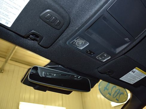 Used 2024 Ford Mustang GT Premium image 27