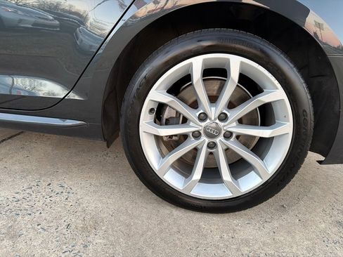 Used 2019 Audi A4 2.0T Premium w/ Convenience Package image 34