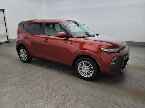 Used 2020 Kia Soul LX image 11
