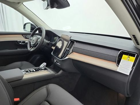 New 2026 Volvo XC90 B6 Plus w/ Protection Package Premier AWD/4WD image 25